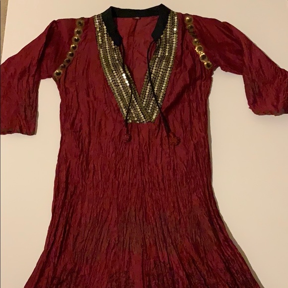 Indian dress! - Picture 3 of 5